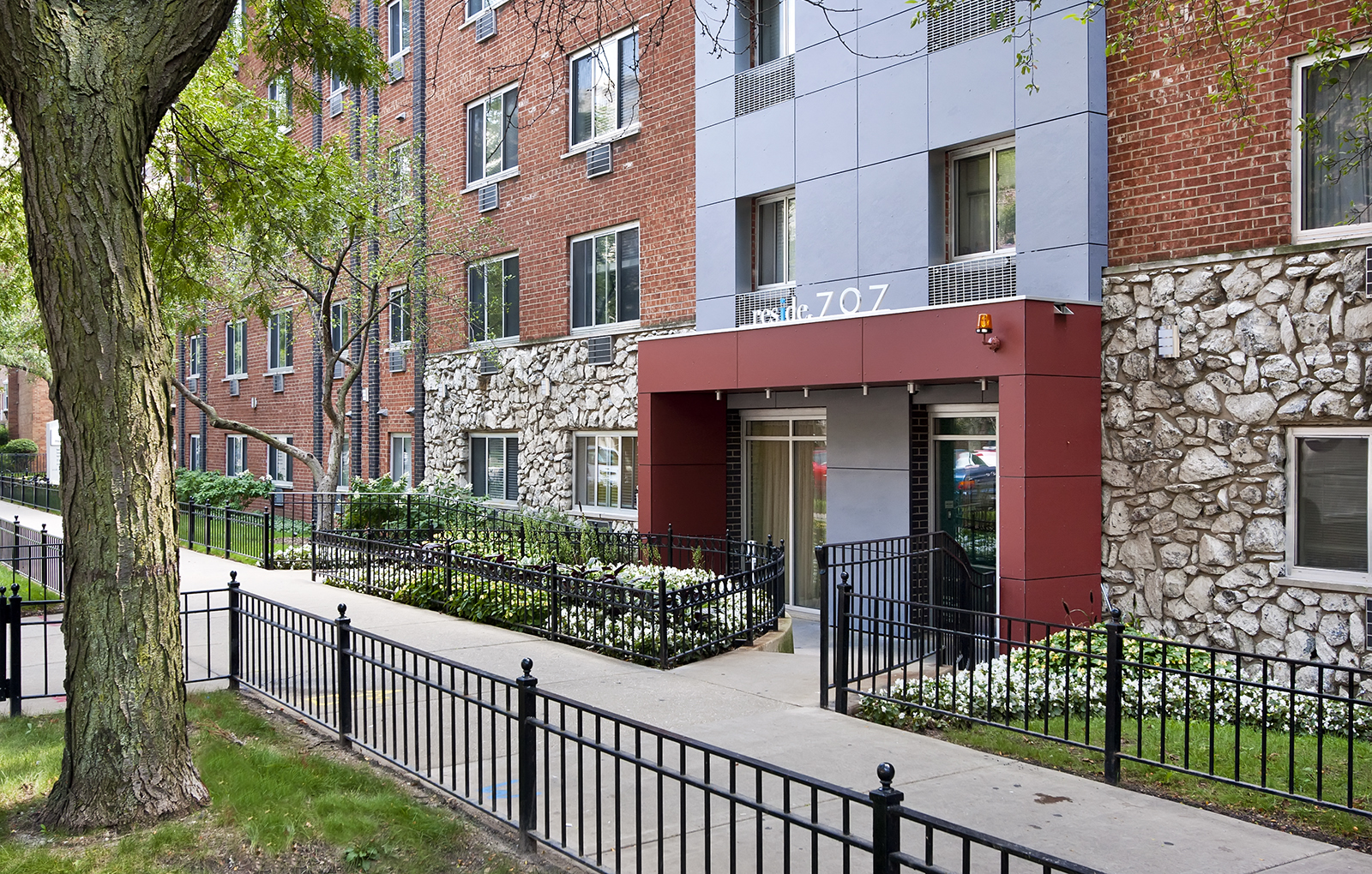 Apartments in Lakeview, Chicago, IL Reside 707